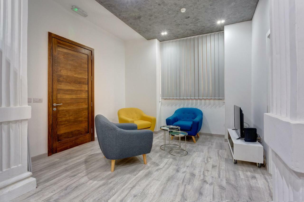 Stylish 3Br Apartment, Fantastic Location In Sliema Exteriör bild