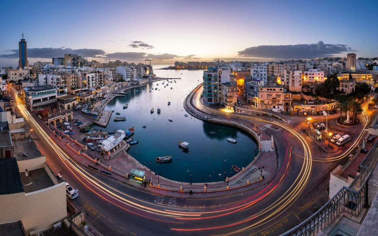 Stylish 3Br Apartment, Fantastic Location In Sliema Exteriör bild