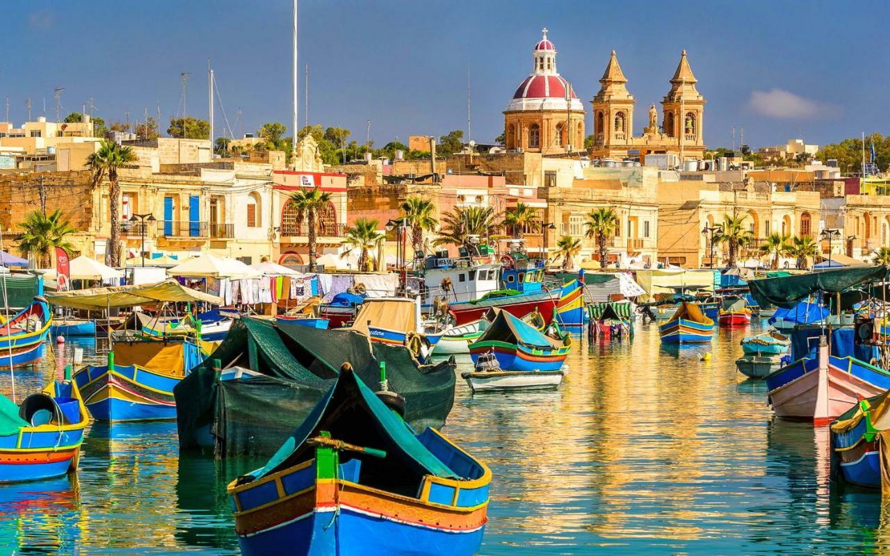 Stylish 3Br Apartment, Fantastic Location In Sliema Exteriör bild