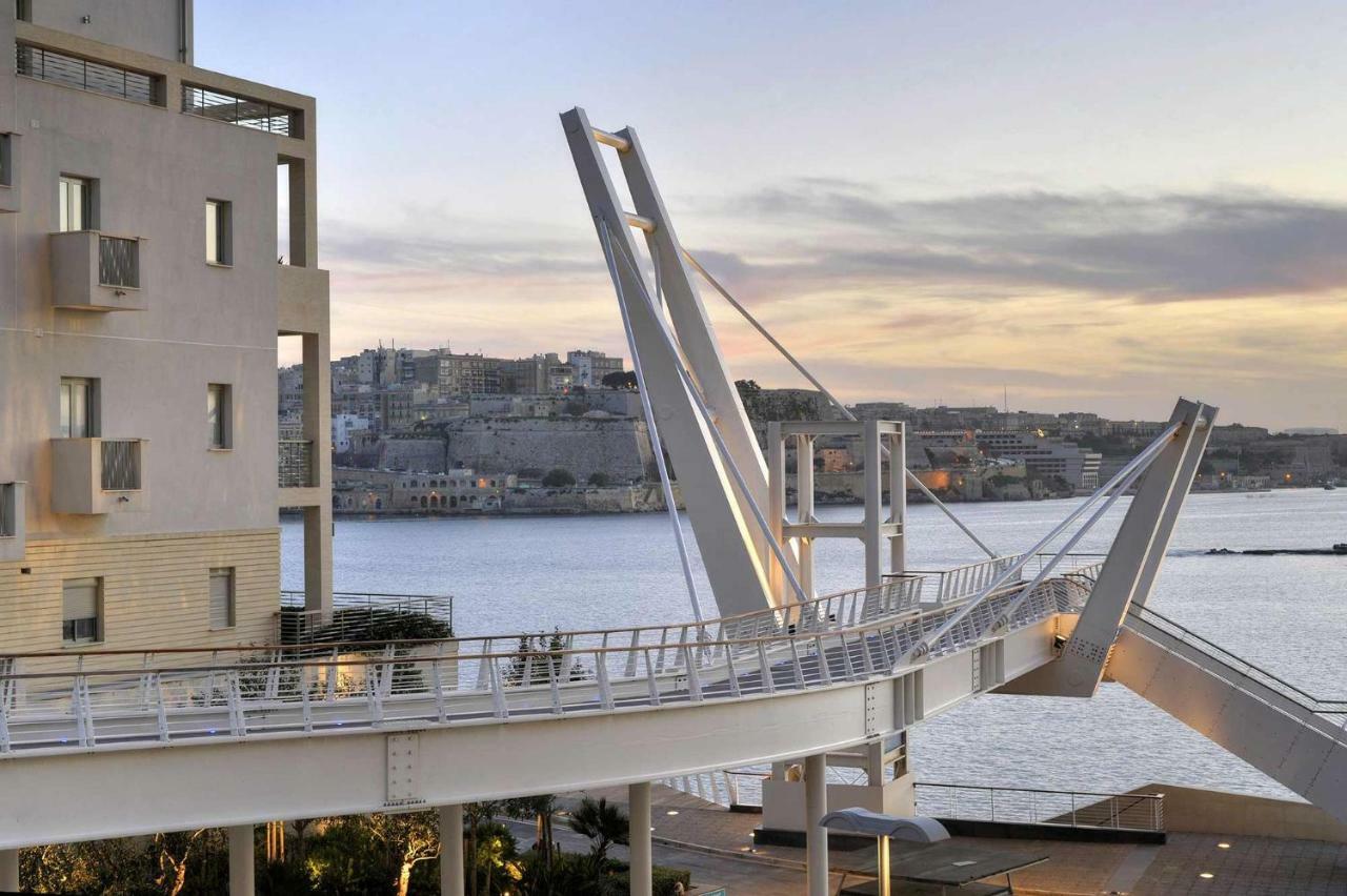 Stylish 3Br Apartment, Fantastic Location In Sliema Exteriör bild